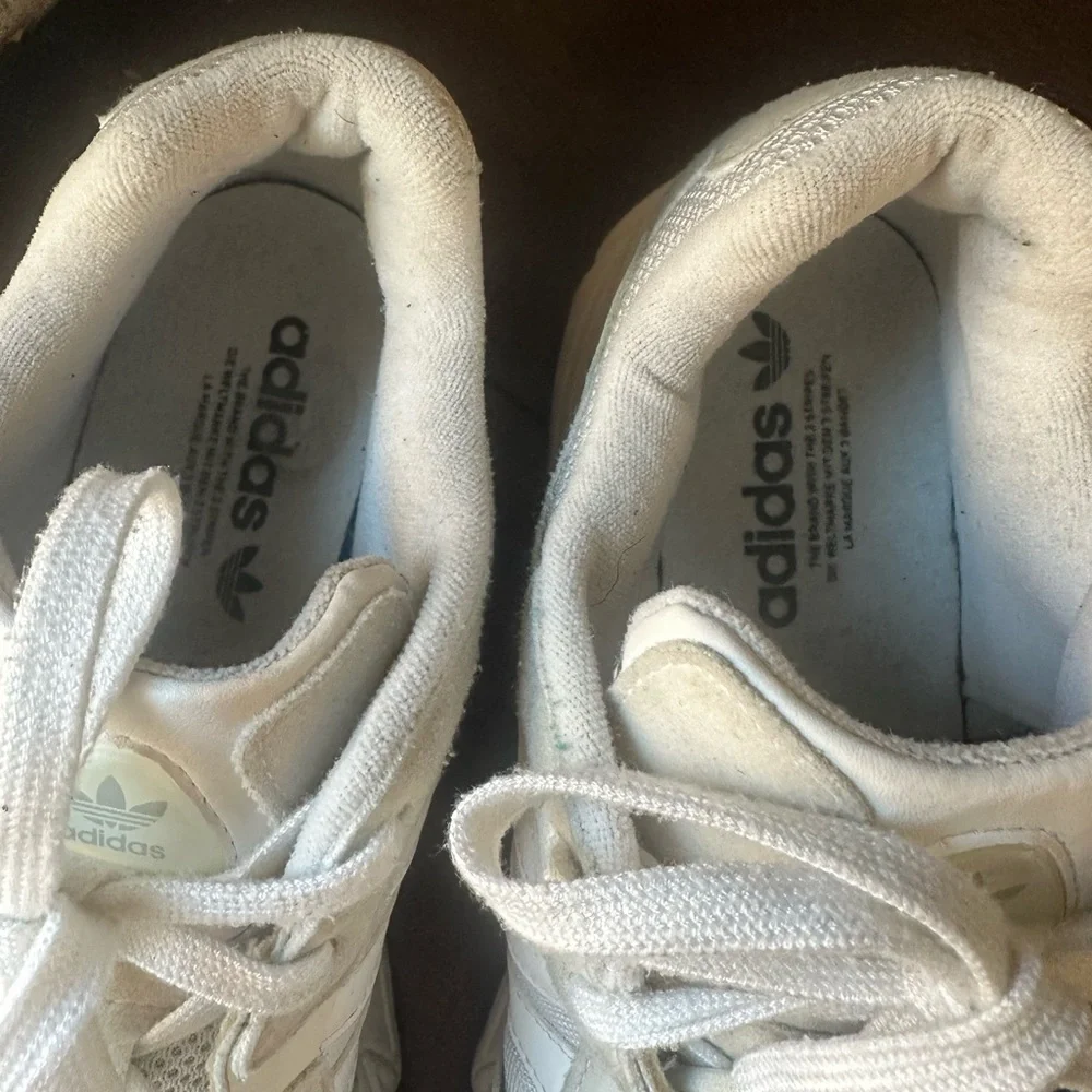 adidas Men's White and Beige Retro Runner Sneakers - Picture 16 of 16